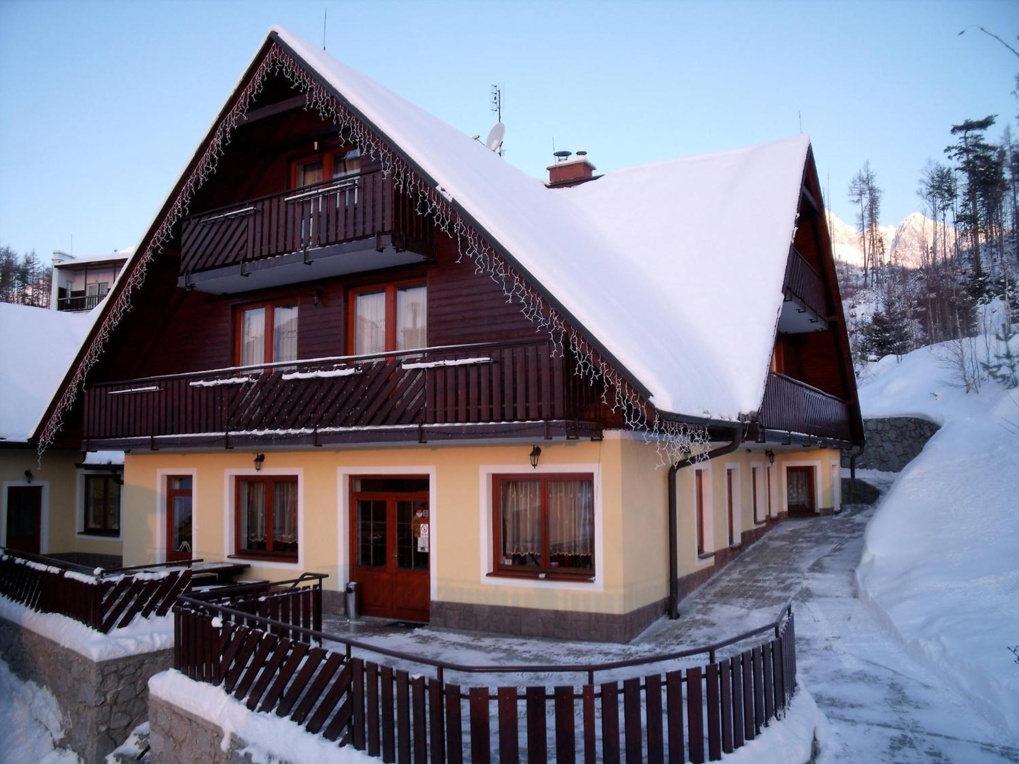 Penzion Lesna Vysoke Tatry Ngoại thất bức ảnh